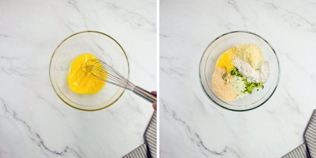Les oeufs, la chapelure, le parmesan, l'oignon, le zucchini égoutté et les assaisonnements sont mélangés ensemble avec un fouet dans un bol moyen.